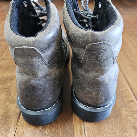 Dr. Martens Tim boots size 11 - Picture 2 of 14